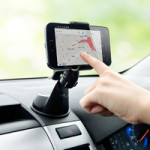 サンワダイレクトのスマートフォン車載ホルダー